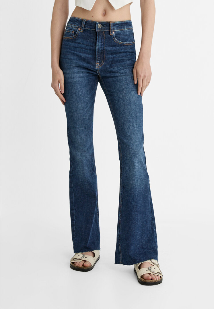 Stradivarius Slit fit flared jeans  Denim 32