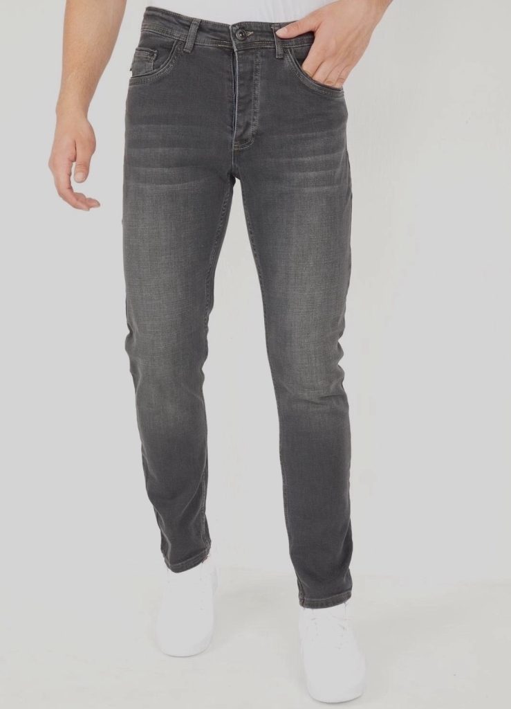 True Rise Regular fit jeans