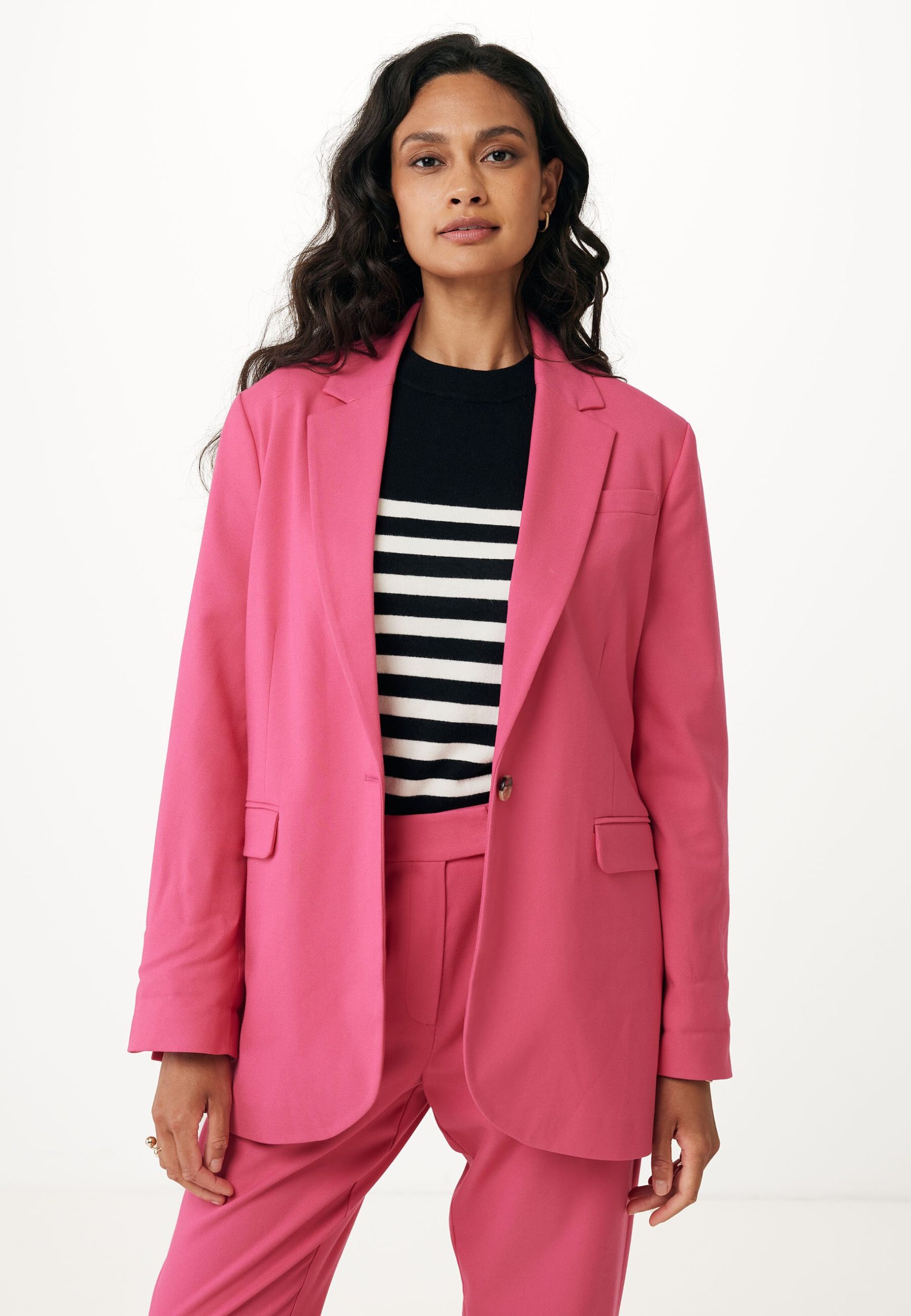 Single breasted blazer with pockets Fuchsia