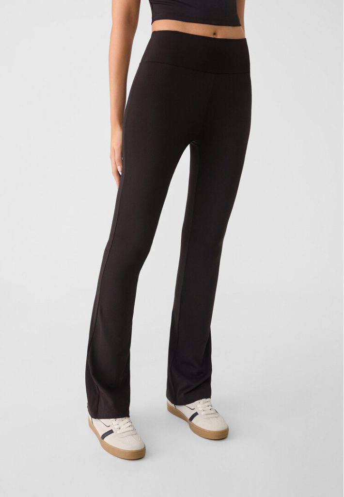 Stradivarius Flared sculpt legging  Zwart M