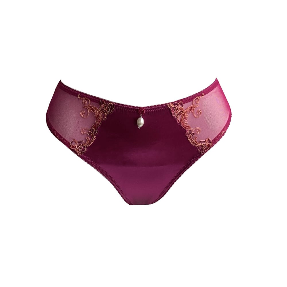 AMBRA Lingerie Silk Fuchsia Brasil rood