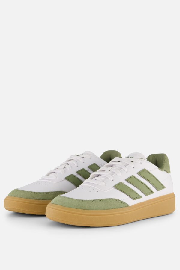 Adidas Courtblock Sneakers wit Imiatieleer