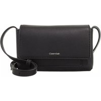 Calvin Klein Schoudertassen - Ck Must Mini Bag in zwart