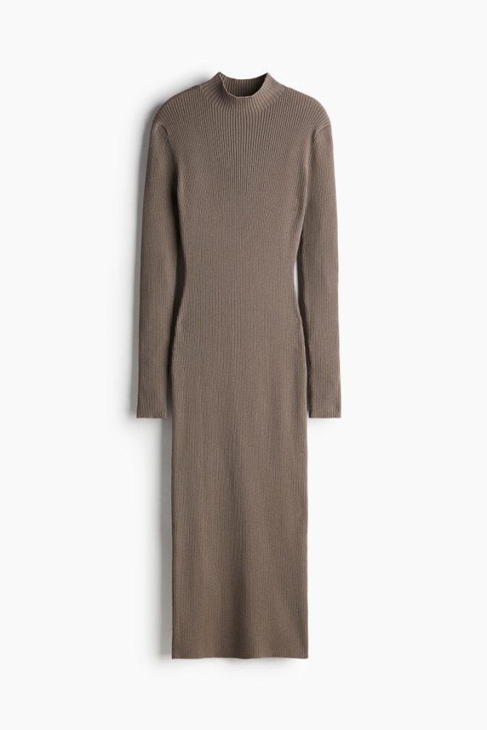 H & M - Ribgebreide jurk met turtleneck - Beige