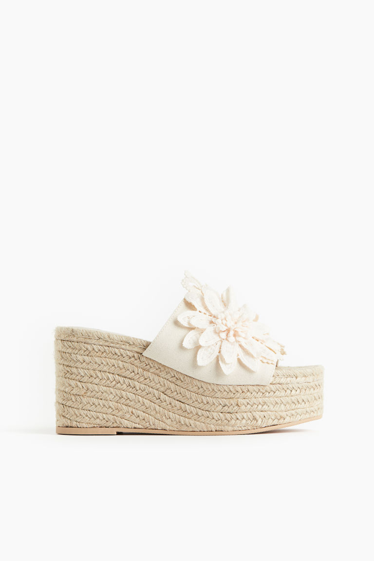 H & M - Espadrilleslippers met sleehak - Beige