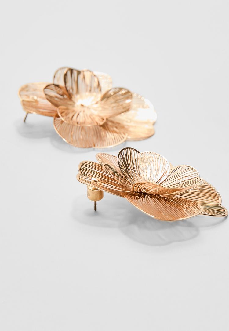 Stradivarius Oorbellen met bloemenstructuur  Goud OS