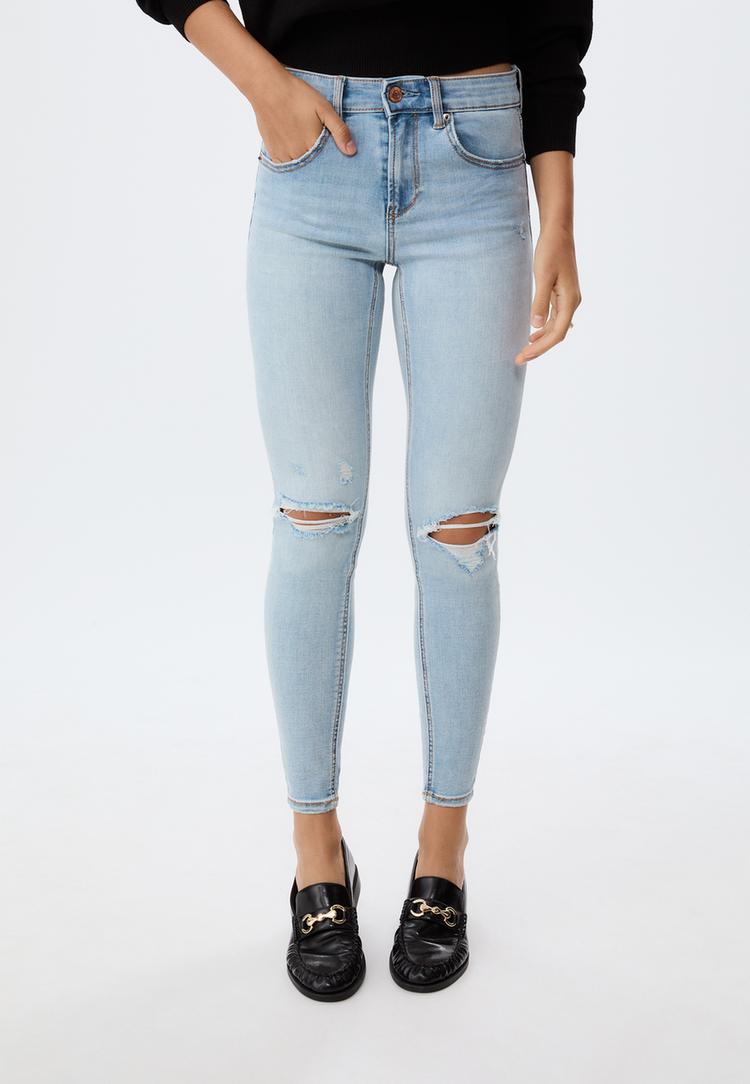 Stradivarius 1420 Skinny jeans met lage taille  LICHTBLAUWE DENIM WASSING 38