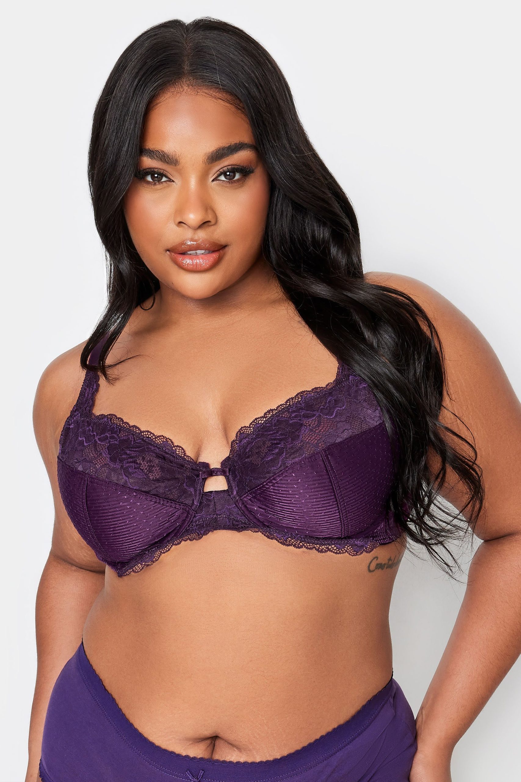 Yours Kanten Bh Met Beugel En Uitsnijding In Paars