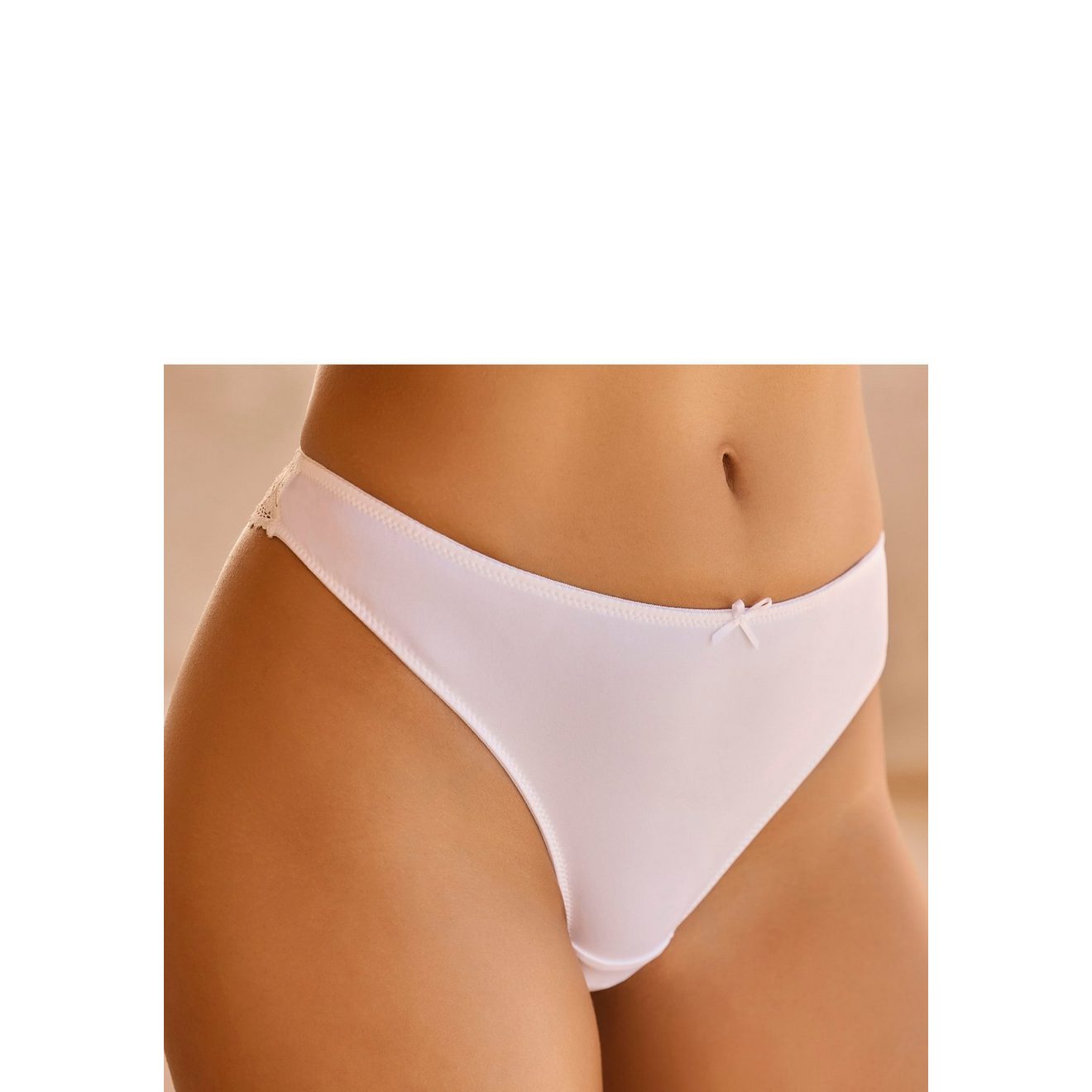 Vivance String uit bloemige jacquardkant en zacht microtouch-materiaal