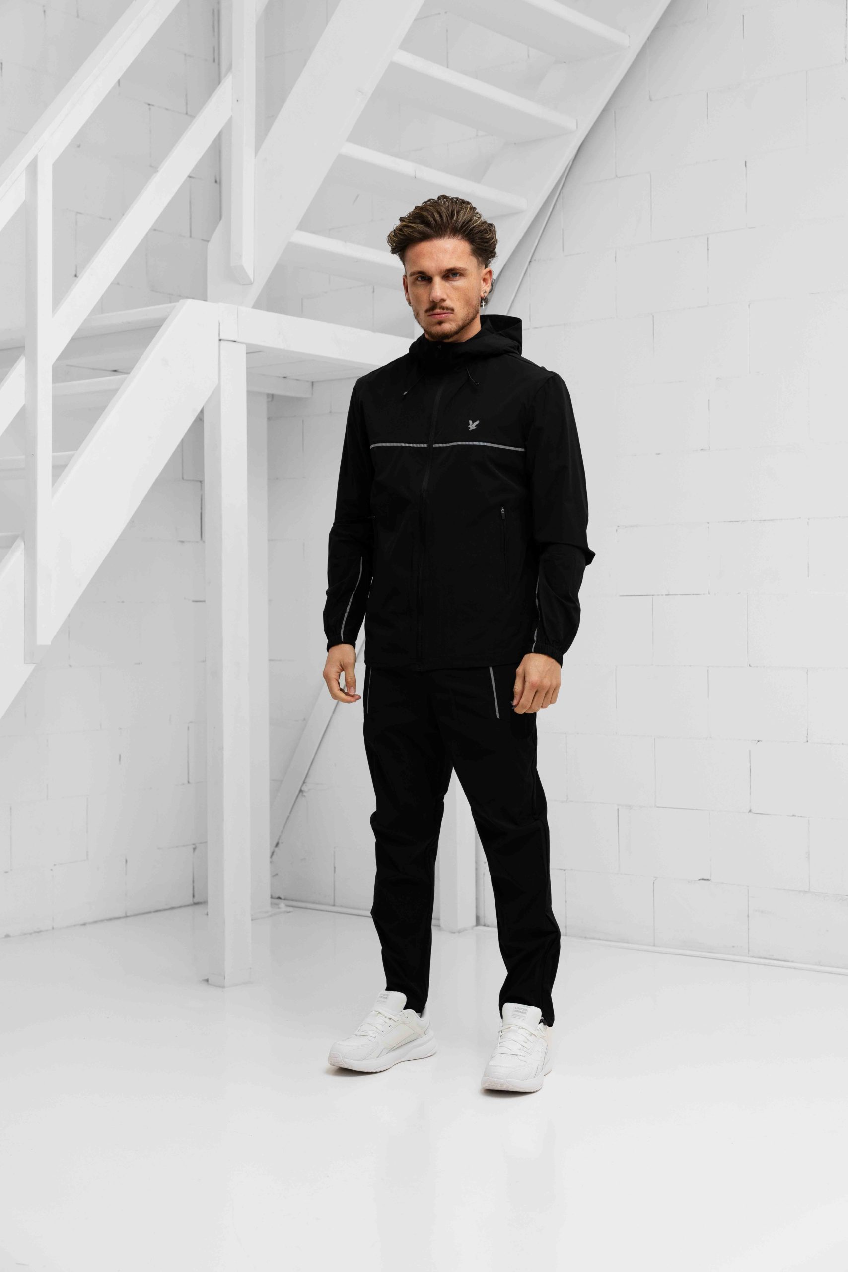 Lyle & Scott Sports Trainingspak Heren Zwart - Maat XL - Kleur: Zwart | Soccerfanshop