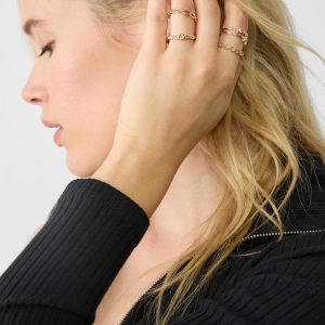 Stradivarius Set van 9 ringen met vlinders en strassteentjes  Goud OS