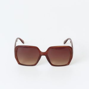 Bold retro square sunglasses
