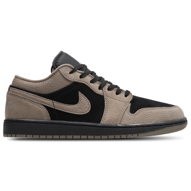 Jordan 1 Low Sneakers Heren - Zwart - Maat 43 - Suède