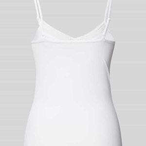 Shaped fit top met bandjes en kant