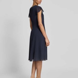 Cocktailjurk met siersteentjes