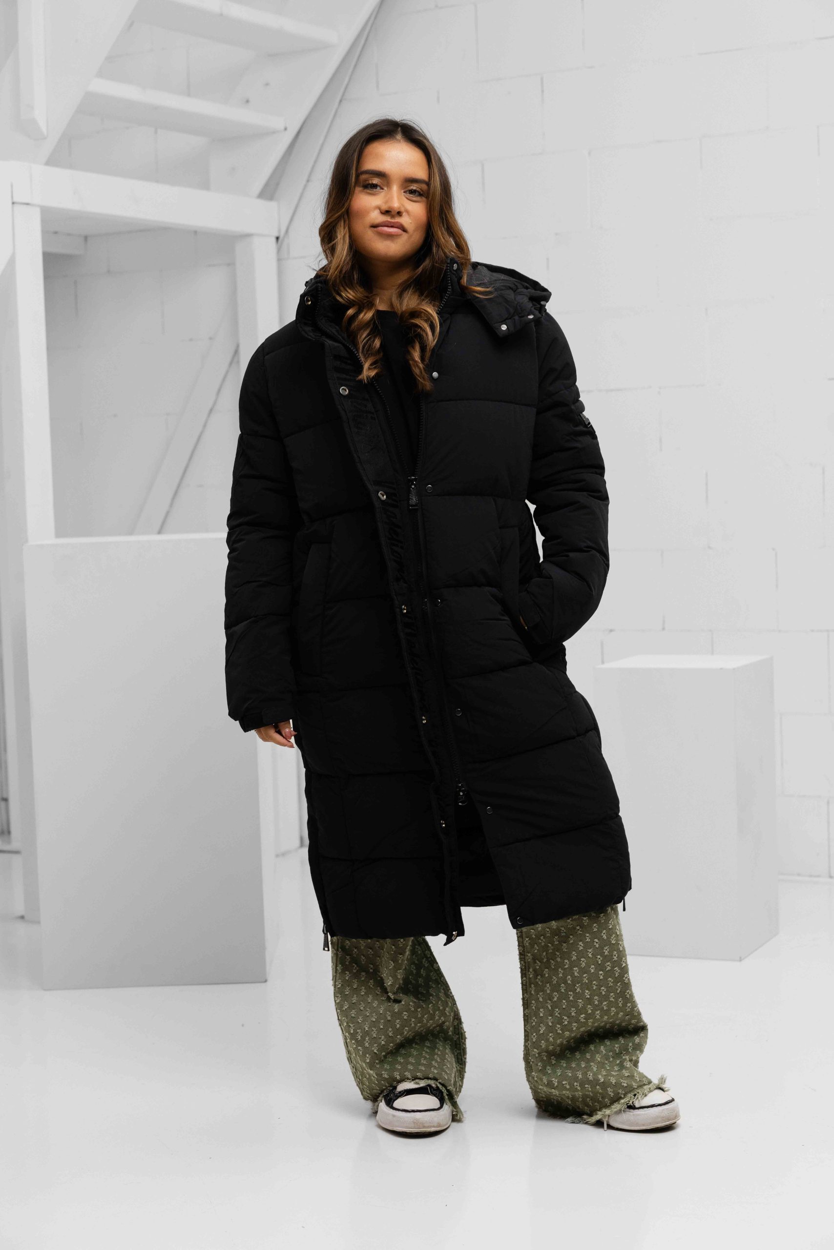 Malelions Long Puffer Winterjas Dames Zwart - Maat XL - Kleur: Zwart | Soccerfanshop