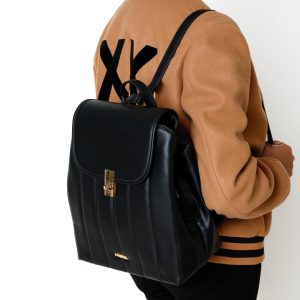 Vertical quilted backpack Zwart