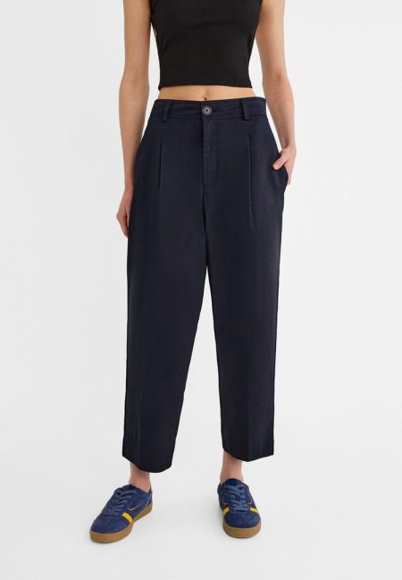 Stradivarius Carrot broek met bandplooien  Marineblauw 36