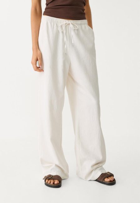 Stradivarius Zwierige broek met linnen  Ecru M