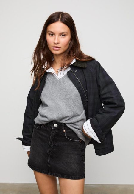 Stradivarius Falda mini denim  ZWARTE DENIM WASSING 40