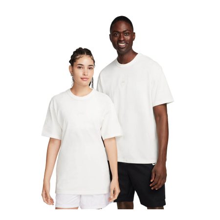 Nike Sportswear Premium Essentials