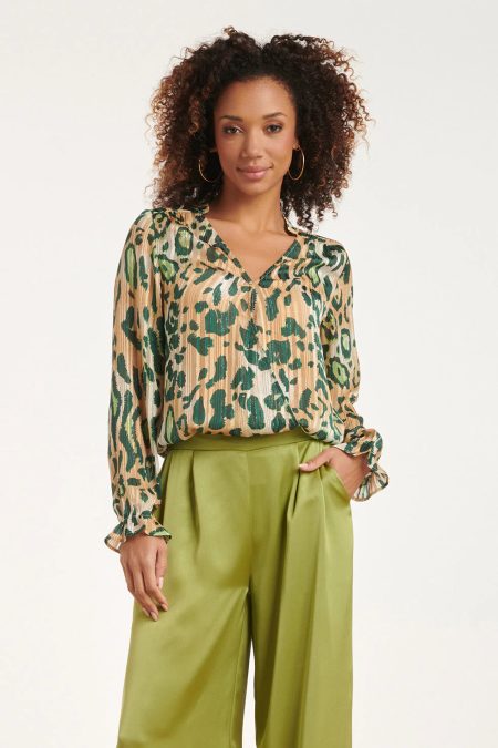 Smashed Lemon 24500 chiffon top met cheetah print