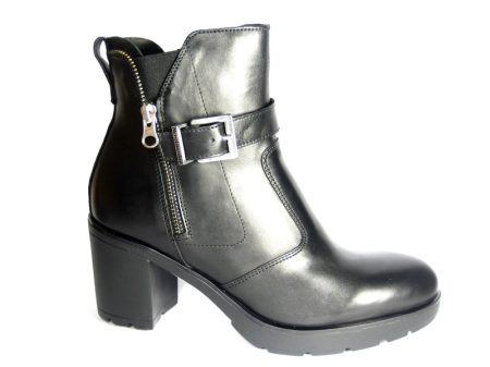 Nero Giardini A807062d