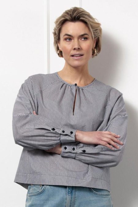 Studio Anneloes Babs Poplin Stripe Top 12532 T-shirt Lange Mouw 1169 Off White/dark Blue