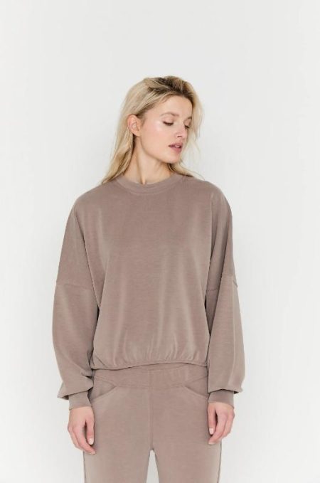 Moscow 66-04-again Sweater 460-1 Taupe Solid