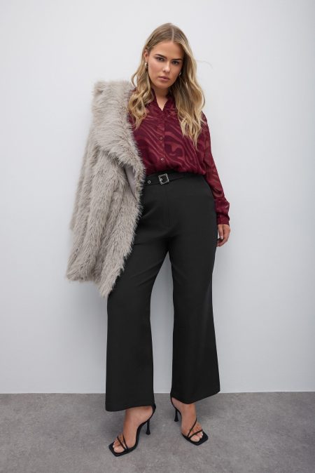 Yours London Broek Met Wijde Pijpen En Hoge Taille Met Riem In Zwart