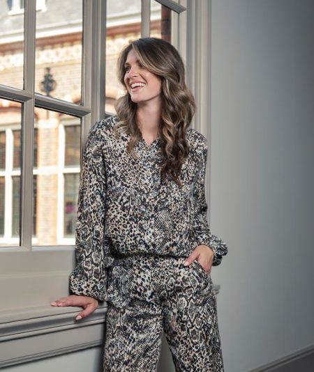 Elvira Casuals Blouse Sanne E4 25-003 Blouse 1019 Navy Snake