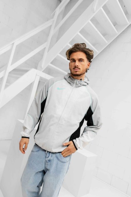 Nike Strike+ Water Repellent Trainingsjack Heren Wit - Maat M - Kleur: Lichtgrijs | Soccerfanshop