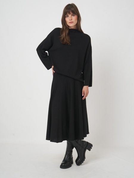 Luxe merinowollen rok met wijde snit