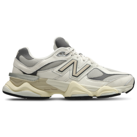 New Balance 9060 Sneakers Heren - Beige - Maat 44 - Suède