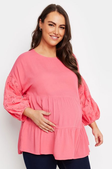 Bump It Up Maternity Gelaagde Top Met Broderie Detail Op De Mouwen In Roze Size 52