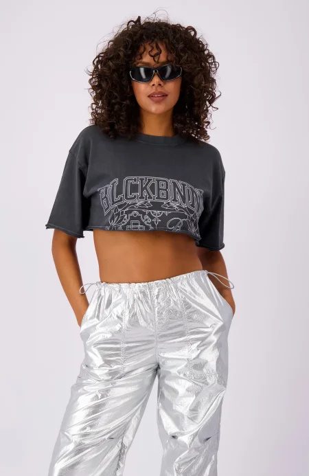 Black Bananas University Cropped T-Shirt Dames Zwart - Maat L - Kleur: Zwart | Soccerfanshop