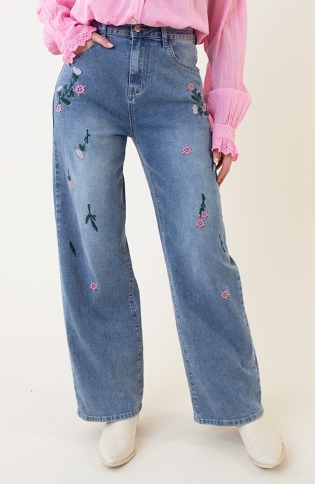 Embroidery High Waist Flower Jeans Straight