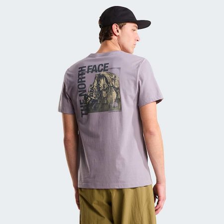 The North Face Half Dome Photo Regular Graphic T-shirt Voor Heren Transcendent Grey male