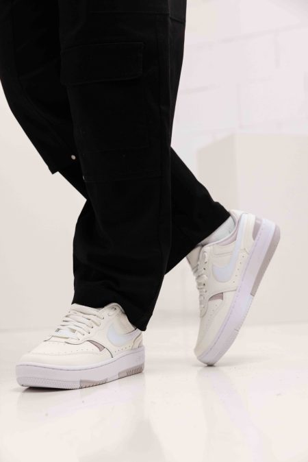 Nike Gamma Force Sneakers Dames Wit/Gebroken Wit - Maat 38.5 - Kleur: Wit | Soccerfanshop