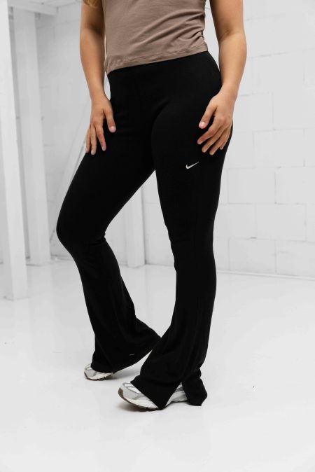 Nike Sportswear Chill Knit Legging Dames Zwart - Maat M - Kleur: Zwart | Soccerfanshop