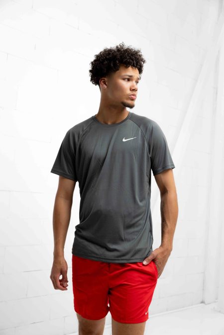 Nike Swim Hydroguard T-Shirt Heren Grijs - Maat XS - Kleur: Grijs | Soccerfanshop