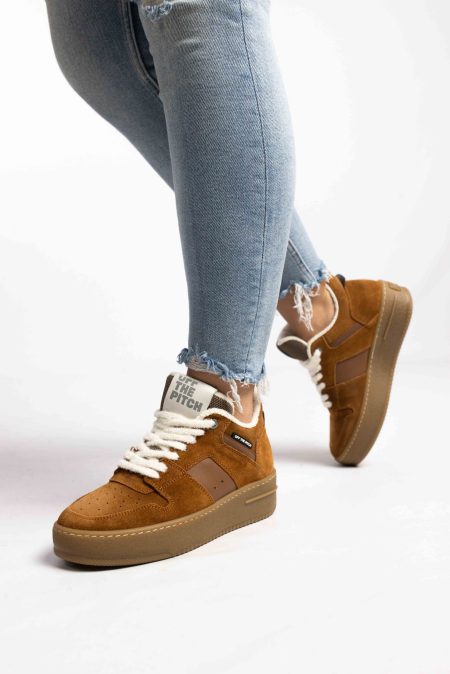Off The Pitch Mocha Sneakers Dames Bruin - Maat 38 - Kleur: Bruin | Soccerfanshop