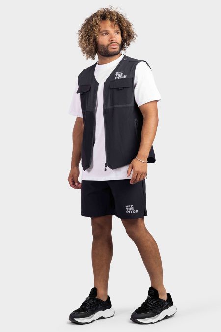 Off The Pitch X Robey Tammy Woven Bi-Stretch Utility Bodywarmer Heren Zwart - Maat L - Kleur: Zwart | Soccerfanshop