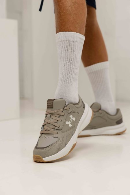 Under Armour Edge Leather Sneakers Heren Beige - Maat 47.5 - Kleur: Beige | Soccerfanshop