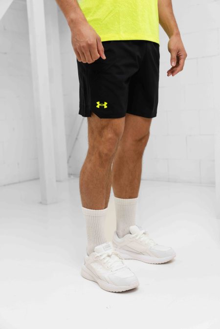 Under Armour Vanish Woven 15CM Korte Broek Heren Zwart/Geel - Maat XXL - Kleur: ZwartGeel | Soccerfanshop