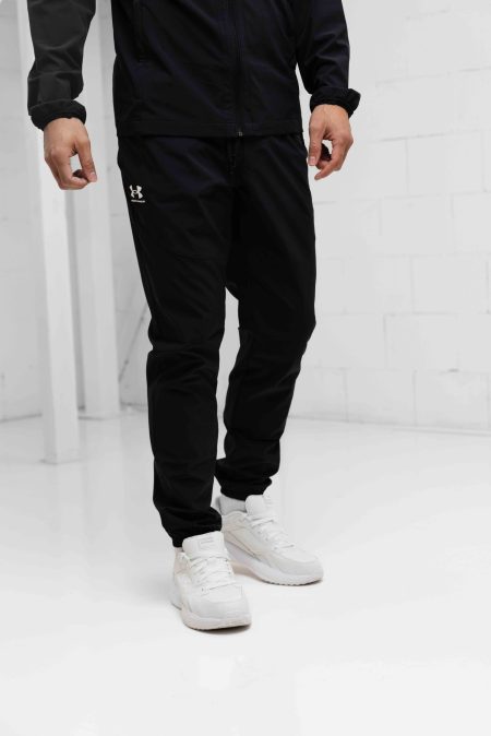 Under Armour Vibe Woven Trainingsbroek Heren Zwart - Maat XS - Kleur: Zwart | Soccerfanshop