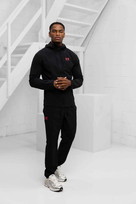 Under Armour Vibe Woven Trainingspak Heren Zwart/Rood - Maat XXL - Kleur: RoodZwart | Soccerfanshop