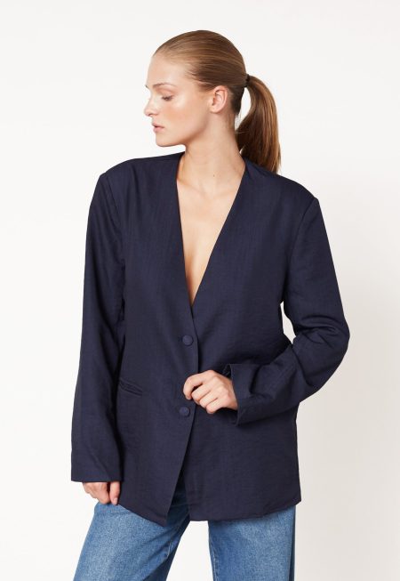 Sisters Point Game-Bl Blazer