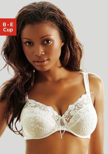 Nuance Beugel-bh met borduurkant in bloemetjes-look