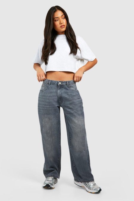 The Petite Boyfriend Jeans